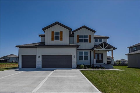Photo of 16941 S Brentwood Street, Olathe, KS 66062 (MLS # 2630748)