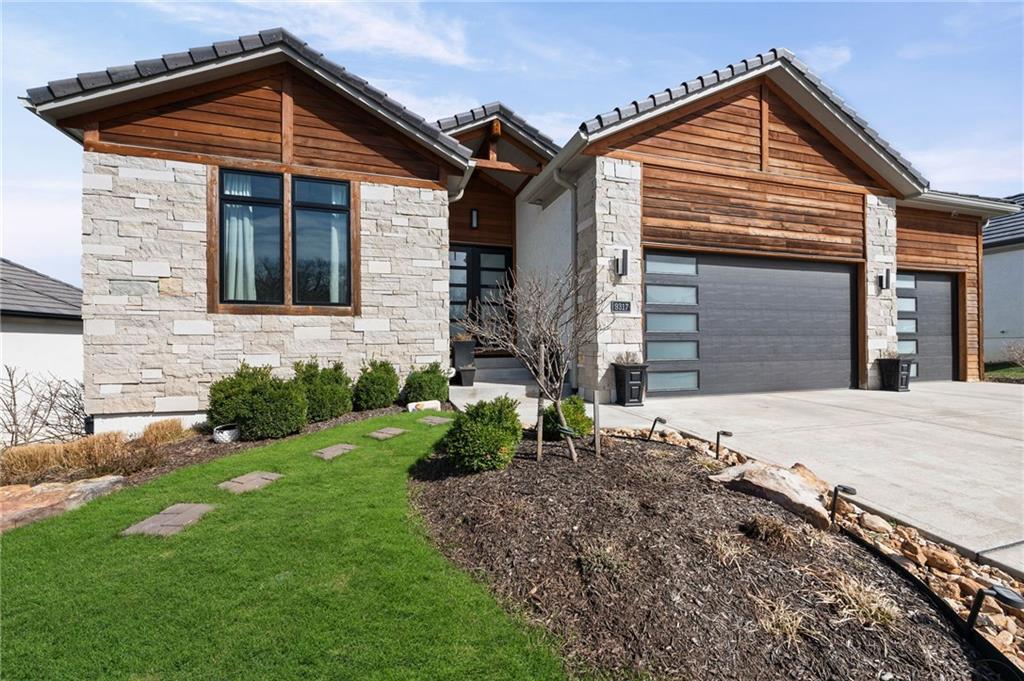 9317 Cottonwood Canyon Drive