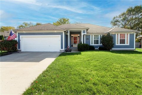 Photo of 19501 E 18th Terrace S, Independence, MO 64057 (MLS # 2584746)