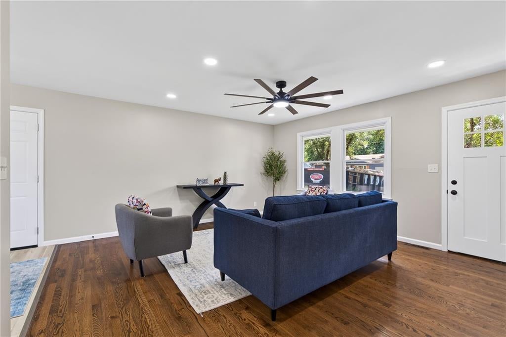 3016 Porter Road