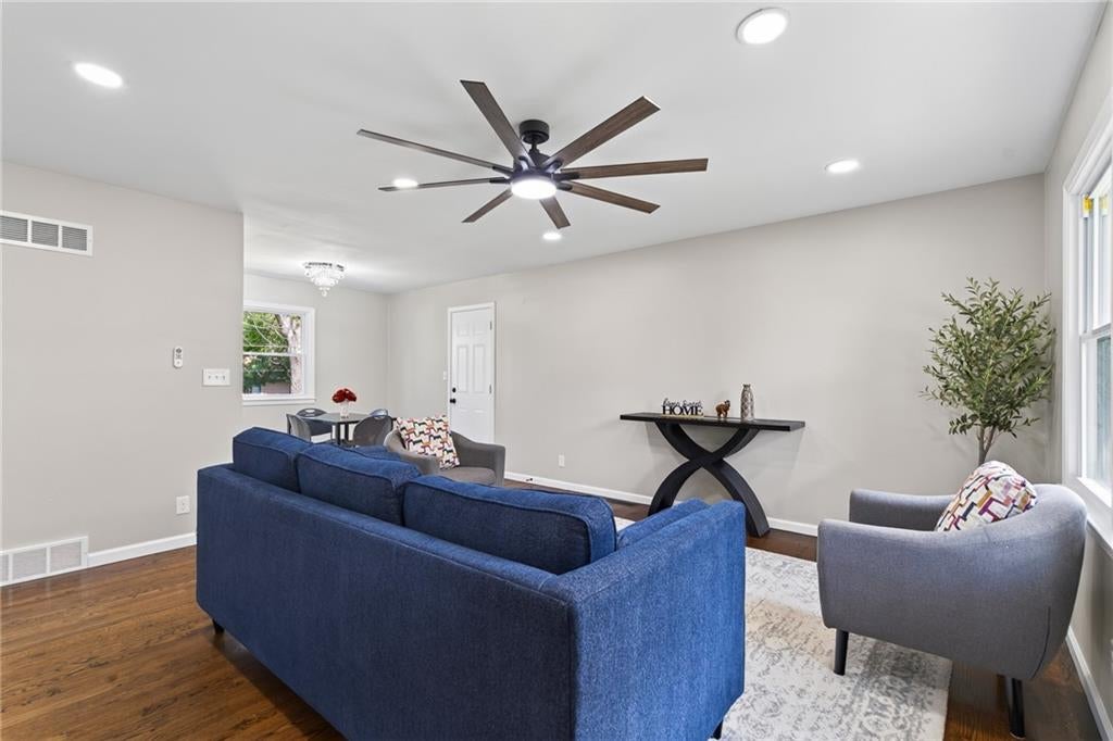 3016 Porter Road
