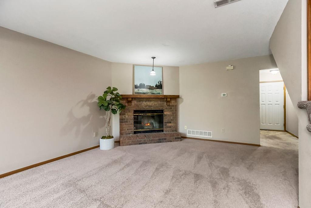 226 SW Pinetree Lane