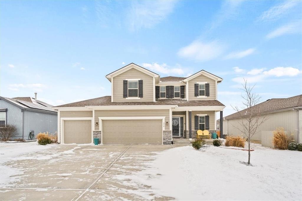 916 SE Auburn Court