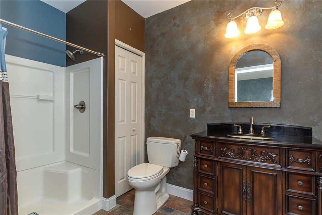 Lenexa, Kansas 66220, United States, 4 Bedrooms Bedrooms, ,5 BathroomsBathrooms,Residential,Pending,47013