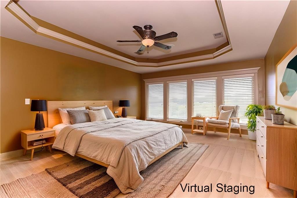 Lenexa, Kansas 66220, United States, 4 Bedrooms Bedrooms, ,5 BathroomsBathrooms,Residential,Pending,47013