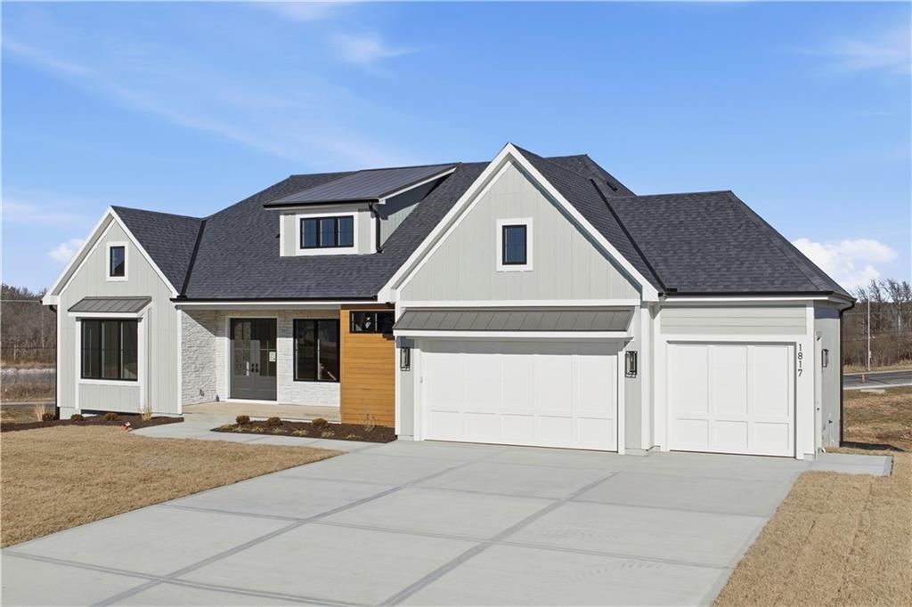 1817 NE Lashbrook Circle