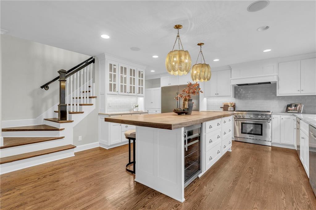 2832 W 91st Street