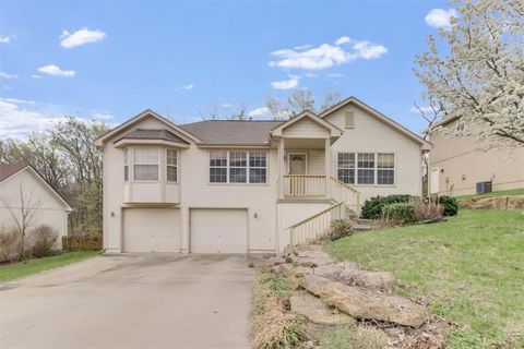 5213 S Powell Avenue, Blue Springs, MO 64015 - MLS#: 2532424