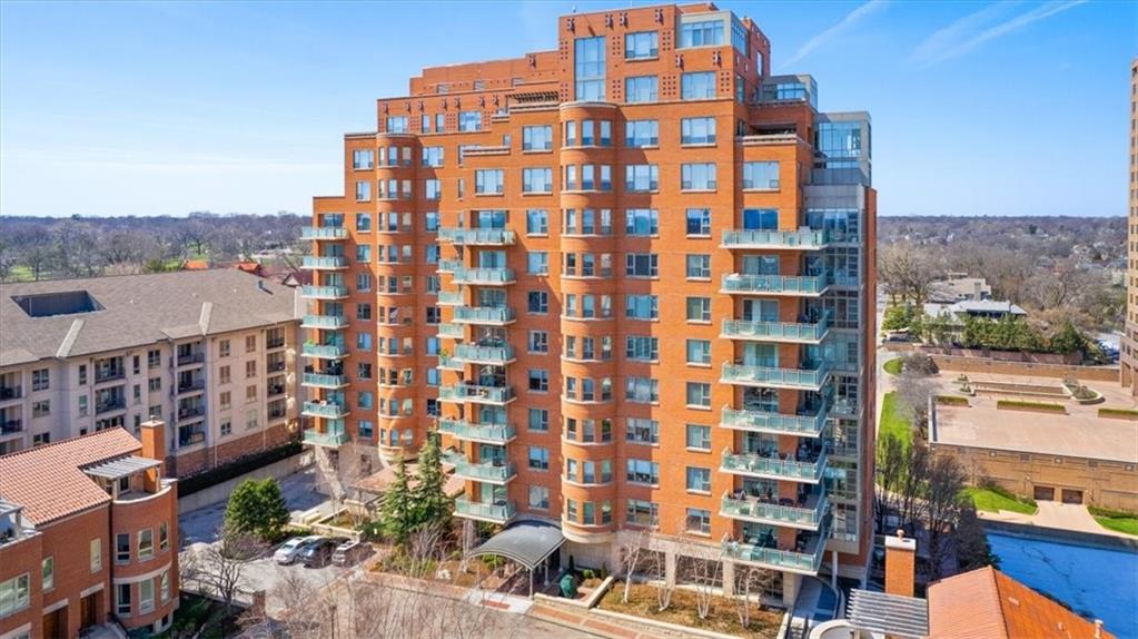 4950 Central Street 606