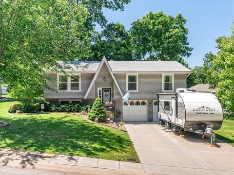 10 S Vine View Street Platte City MO 64079
