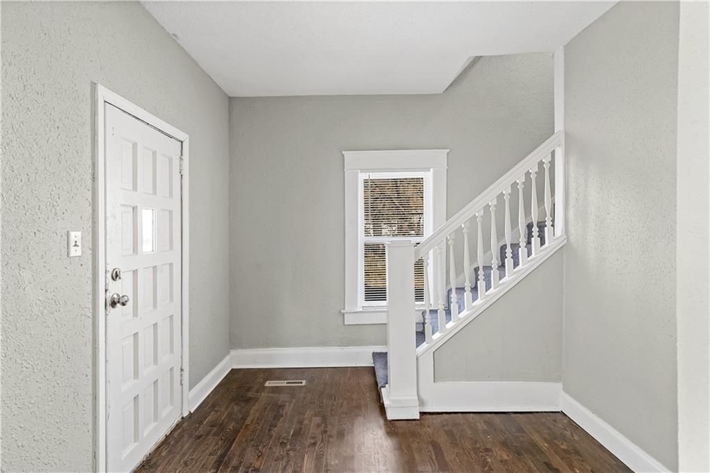 Photo of 6821 Bales Avenue, Kansas City, MO 64132 (MLS # 2591970)