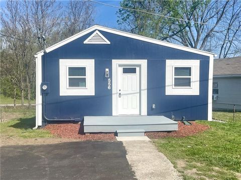 556 S Carlisle Drive, Sugar Creek, MO 64054 - MLS#: 2608780