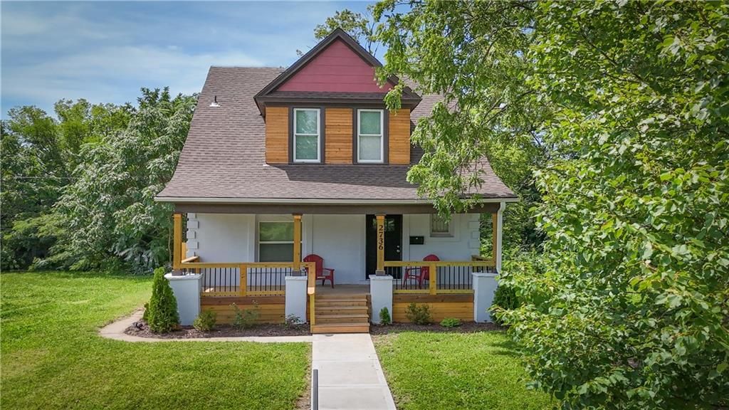 Photo of 2736 Olive Street, Kansas City, MO 64109 (MLS # 2598925)