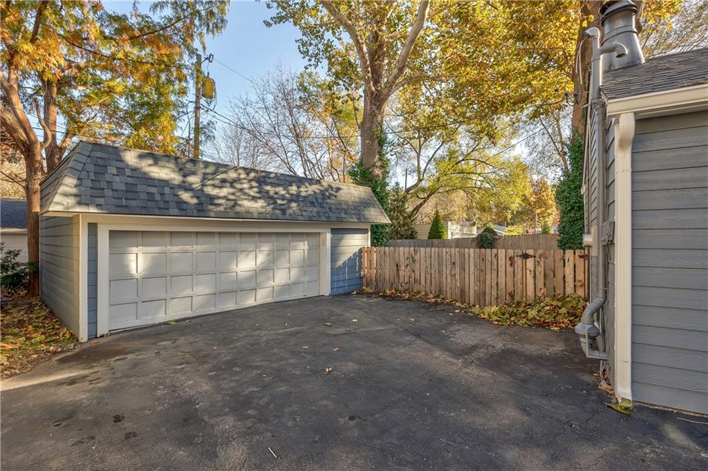 634 Greenway Terrace