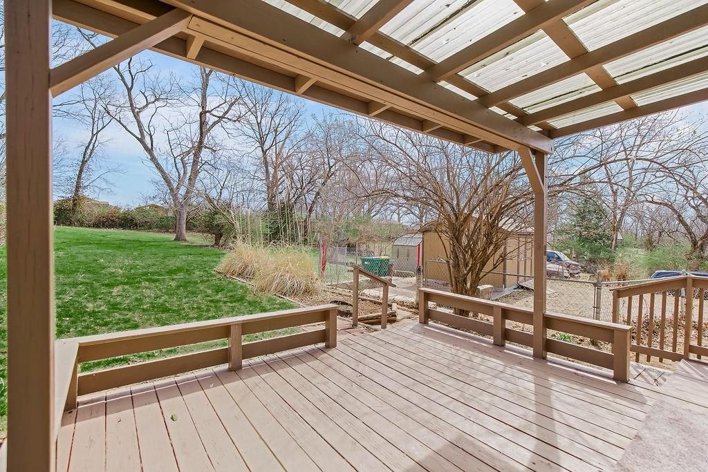 Photo of 2419 S 13th Terrace, Kansas City, KS 66103 (MLS # 2608233)