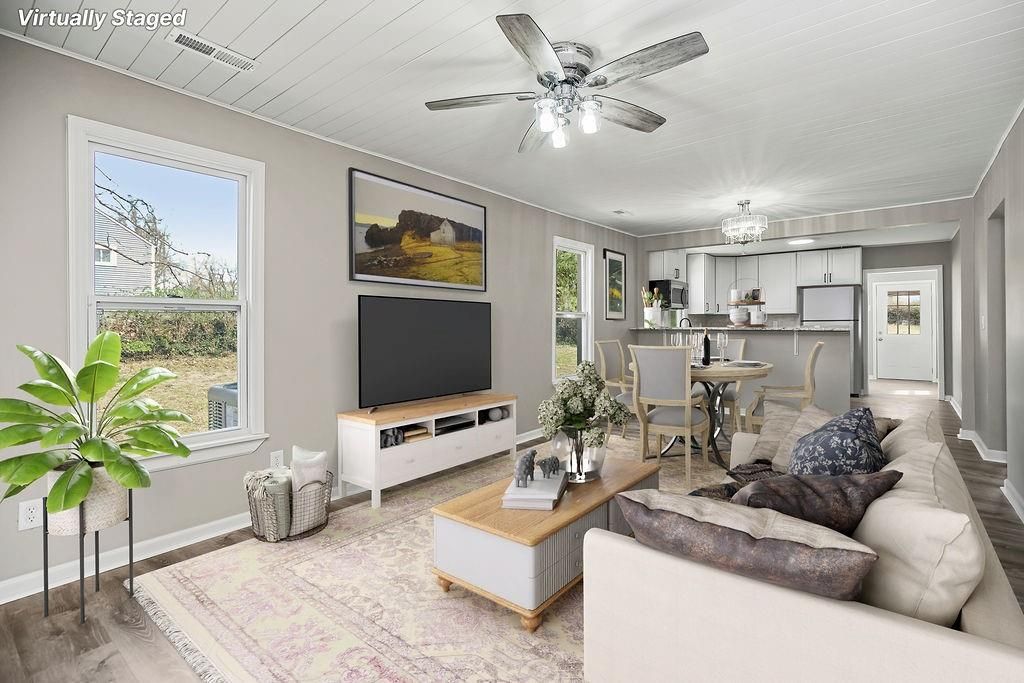 Photo of 2419 S 13th Terrace, Kansas City, KS 66103 (MLS # 2608233)