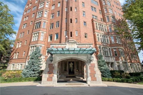 5049 Wornall Road 7AB Kansas City MO 64112