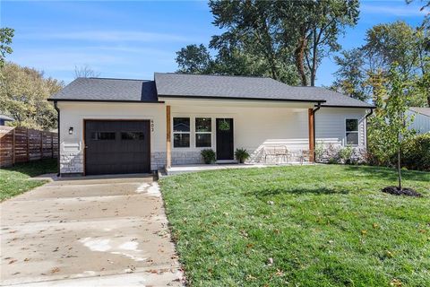 403 SW Mission Road, Lee\'s Summit, MO 64063 - MLS#: 2558716