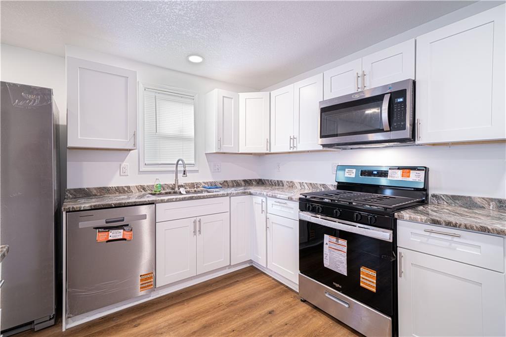 St Joseph, Missouri 64501, United States, 2 Bedrooms Bedrooms, ,2 BathroomsBathrooms,Residential,Active,247177