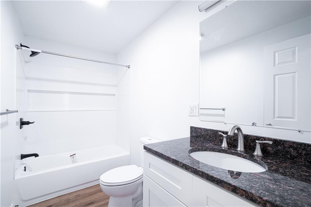 St Joseph, Missouri 64501, United States, 2 Bedrooms Bedrooms, ,2 BathroomsBathrooms,Residential,Active,247177