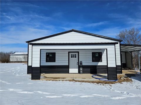 1 Basswood Lane Linn Valley KS 66040