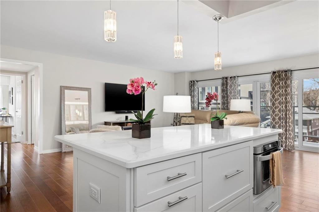 4545 Wornall Road 102