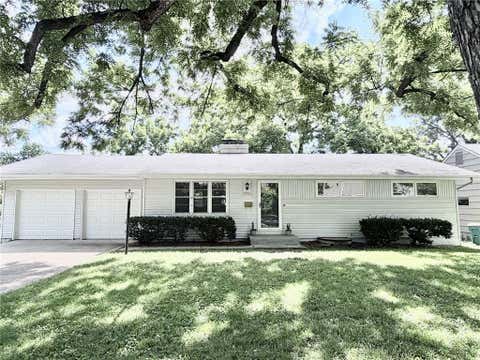 Photo of 8701 Marty Street, Overland Park, KS 66212 (MLS # 2631036)