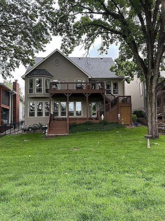 551 NW North Shore Drive