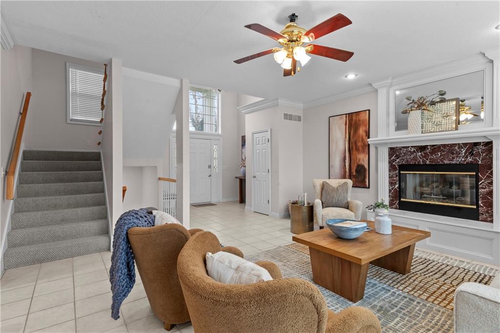 12407 England Street