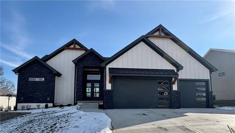 1403 Kintyre Court Raymore MO 64083