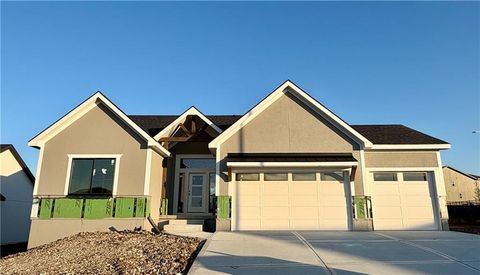 1403 Kintyre Court Raymore MO 64083