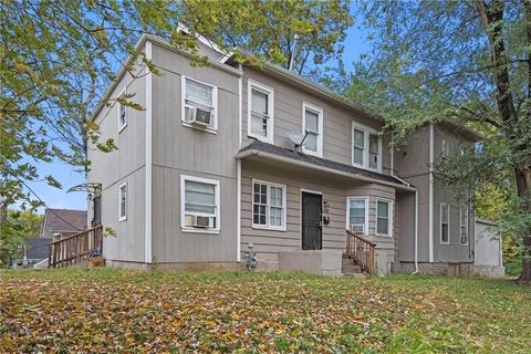 5047 Woodland Avenue Kansas City MO 64110