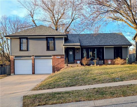 7912 HASKINS Street Lenexa KS 66215