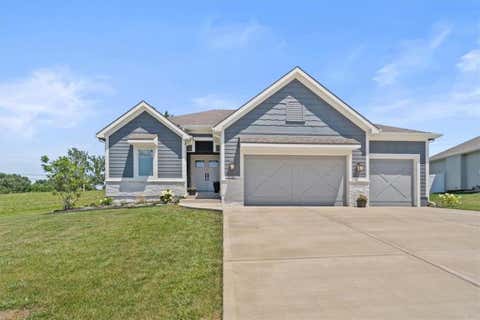 Photo of 6141 N Chelsea Avenue, Kansas City, MO 64119 (MLS # 2634958)