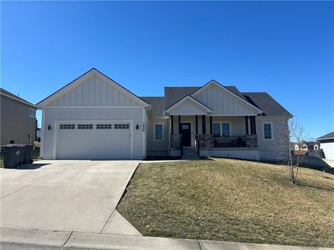 1806 NW Mya Court Grain Valley MO 64029