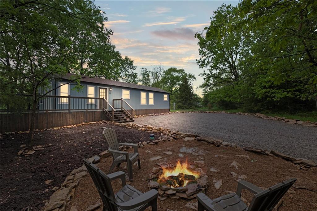 13 S Lakeside Circle