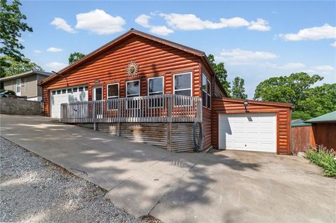 Photo of 31425 Chance Avenue, Warsaw, MO 65355 (MLS # 2620682)