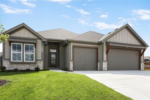 7050 NW Yulich Court Parkville MO 64152