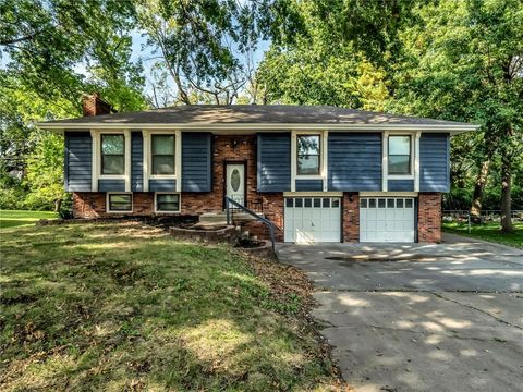 1600 NE Rosewood Drive Gladstone MO 64118