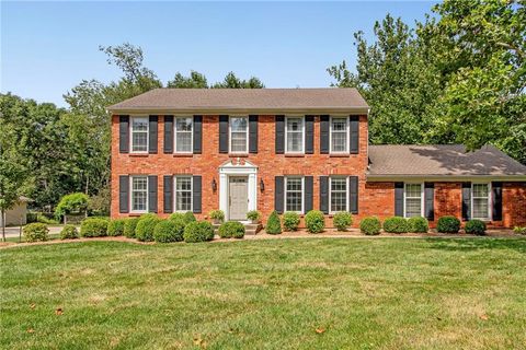 Photo of 5300 W 101 Terrace, Overland Park, KS 66207 (MLS # 2566331) Photo of 5300 W 101 Terrace, Overland Park, KS 66207 (MLS # 2566331)