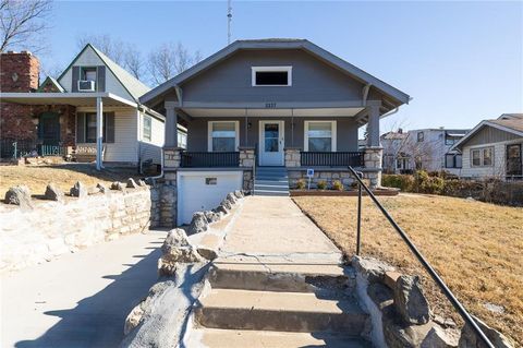 2237 Hardesty Avenue Kansas City MO 64127