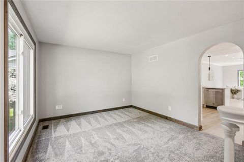 Tiny photo for 417 N Ridge Avenue, Liberty, MO 64068 (MLS # 2618700)