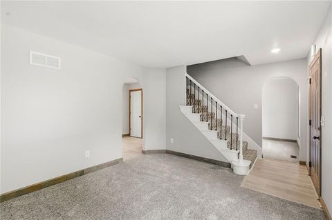 Tiny photo for 417 N Ridge Avenue, Liberty, MO 64068 (MLS # 2618700)