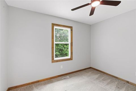 Tiny photo for 417 N Ridge Avenue, Liberty, MO 64068 (MLS # 2618700)