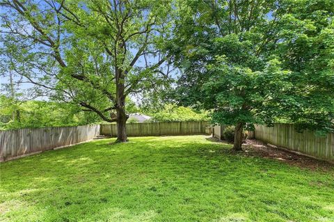 Tiny photo for 417 N Ridge Avenue, Liberty, MO 64068 (MLS # 2618700)