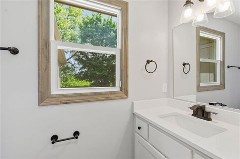 Tiny photo for 417 N Ridge Avenue, Liberty, MO 64068 (MLS # 2618700)