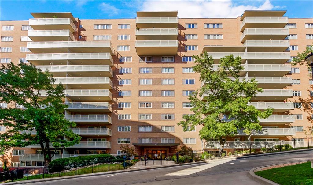 310 W 49th Street 303