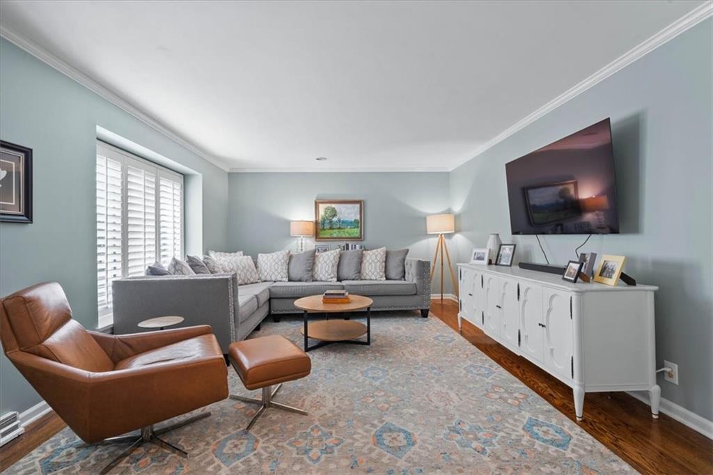 2700 W 104th Terrace