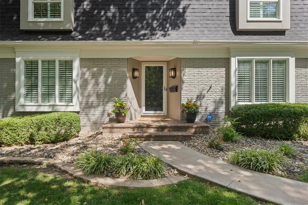 2700 W 104th Terrace
