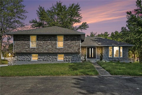 Photo of 12223 Hills Road, Kearney, MO 64060 (MLS # 2642470)